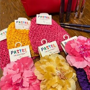 Women's Floral Hair Accessories Set - Pink, Yellow